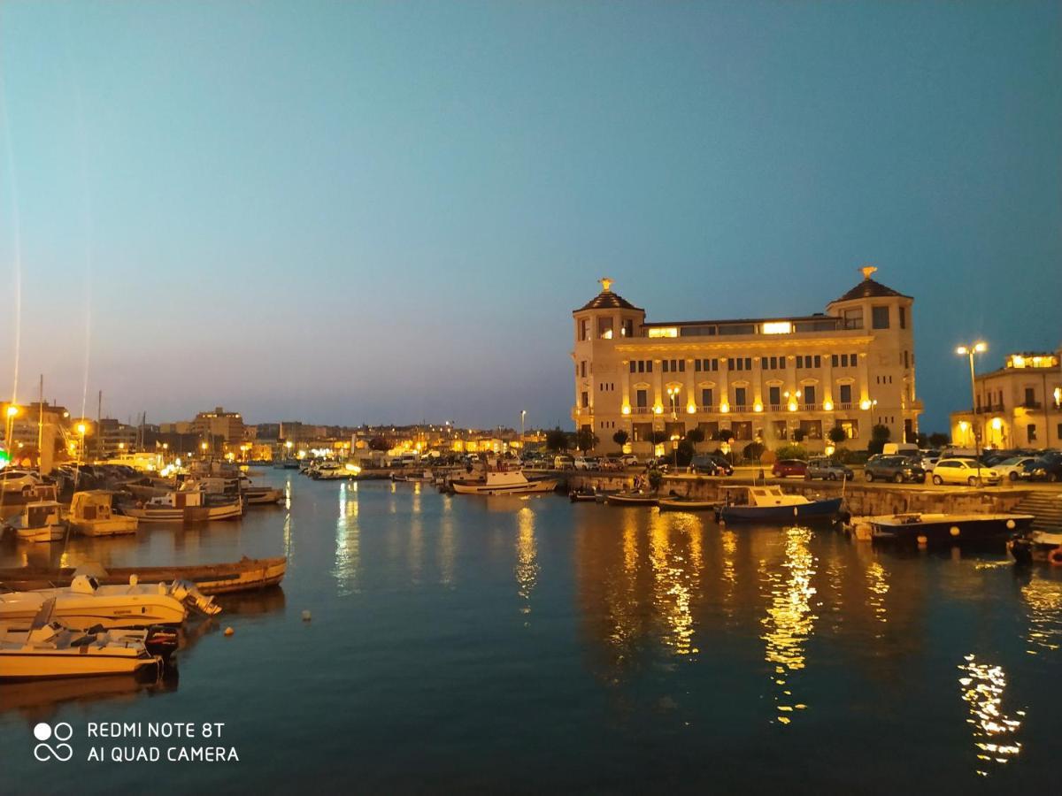 הוילה סירקוזה Ai Tintori Di Ortigia מראה חיצוני תמונה
